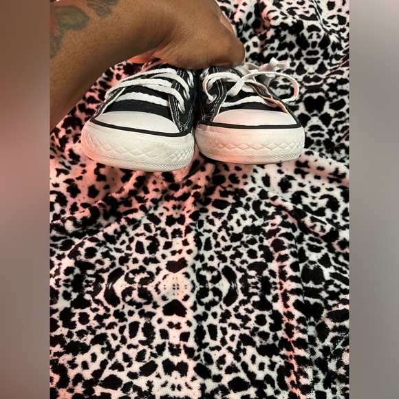 Chuck Taylors for kids - Picture 5 of 6